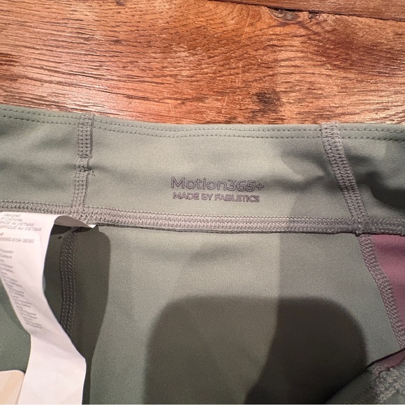 Fabletics Bungee Olive and Mauve Leggings XL NWT - Picture 6 of 11